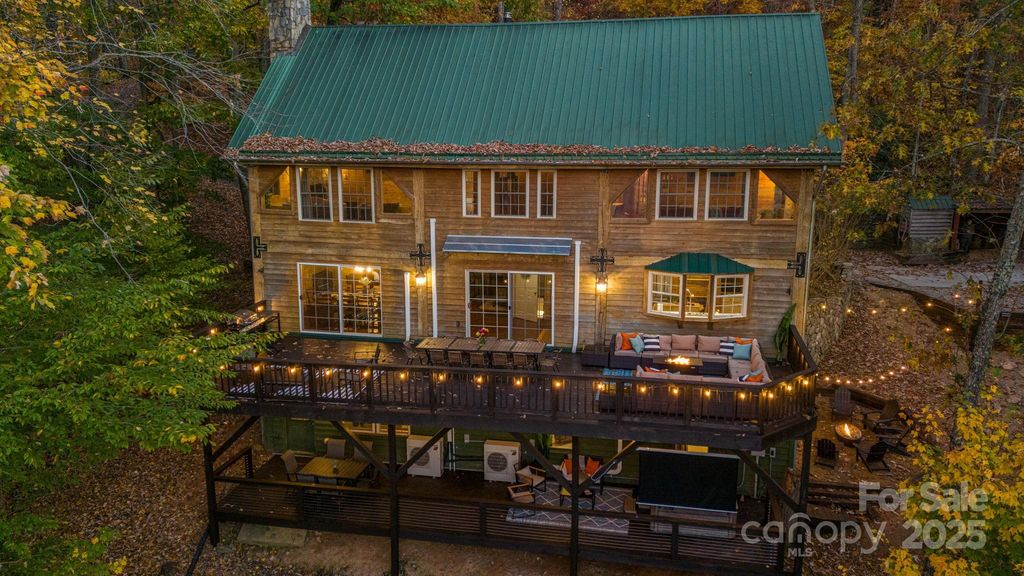 185 Blossom Ridge, Leicester, NC 28748