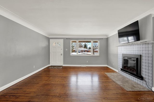 752 Louanne Lane, Miami Twp, OH 45140