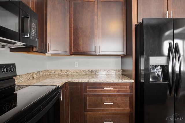 752 Louanne Lane, Miami Twp, OH 45140