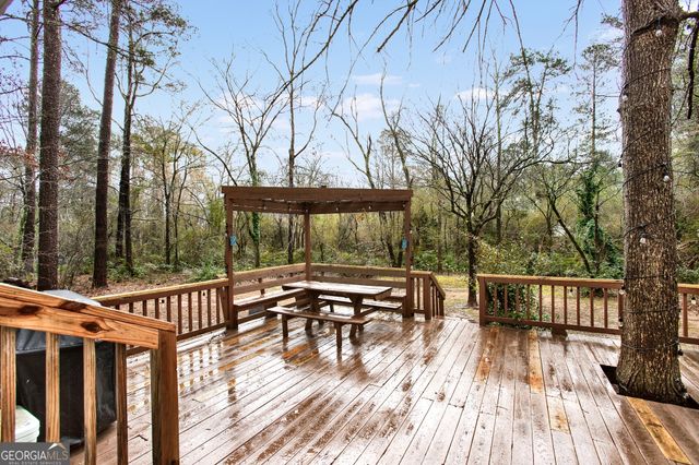 174 Stonybrook Court, Athens, GA 30605