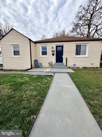 1300 NYE ST, Capitol Heights, MD 20743