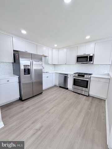 1300 NYE ST, Capitol Heights, MD 20743