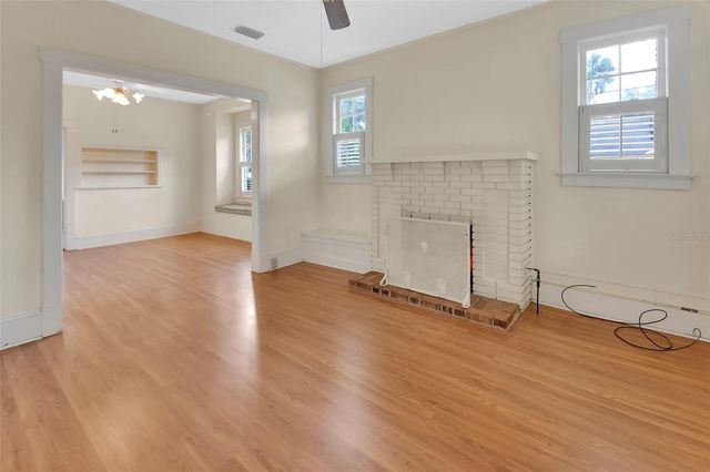 518 N ADELLE AVENUE, Deland, FL 32720