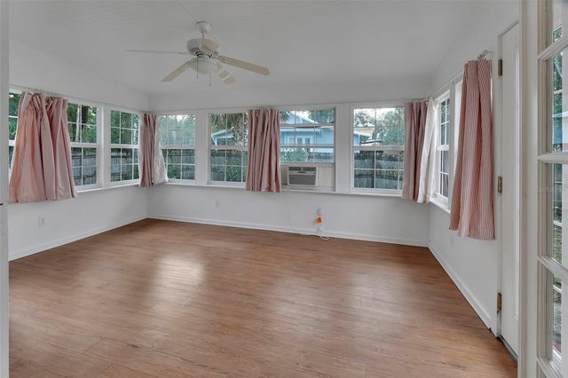 518 N ADELLE AVENUE, Deland, FL 32720