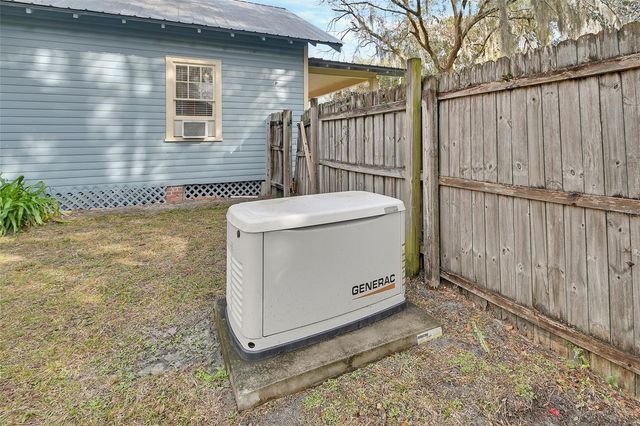 518 N ADELLE AVENUE, Deland, FL 32720