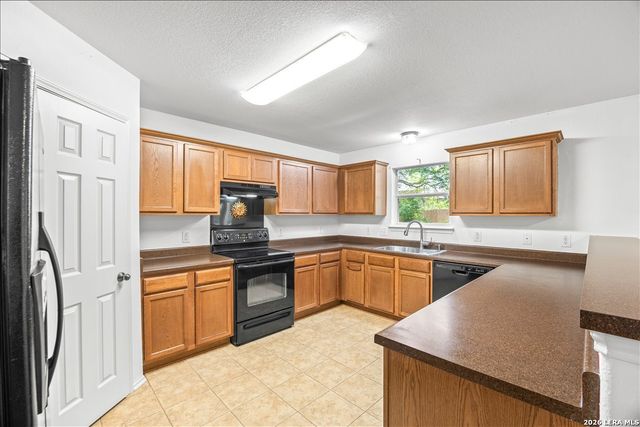 123 Latigo Ln, Boerne, TX 78006