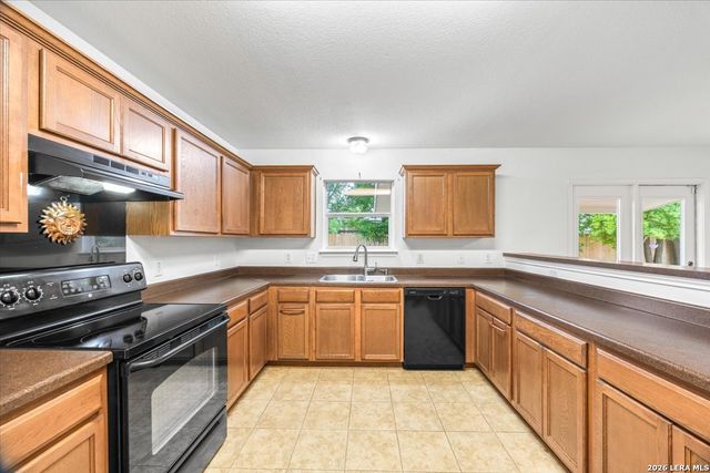 123 Latigo Ln, Boerne, TX 78006