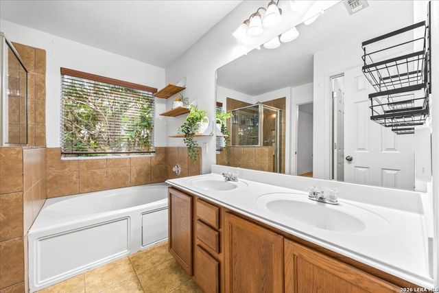 123 Latigo Ln, Boerne, TX 78006