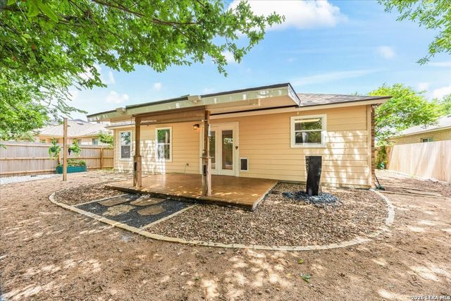123 Latigo Ln, Boerne, TX 78006