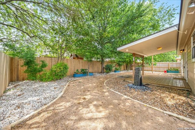 123 Latigo Ln, Boerne, TX 78006