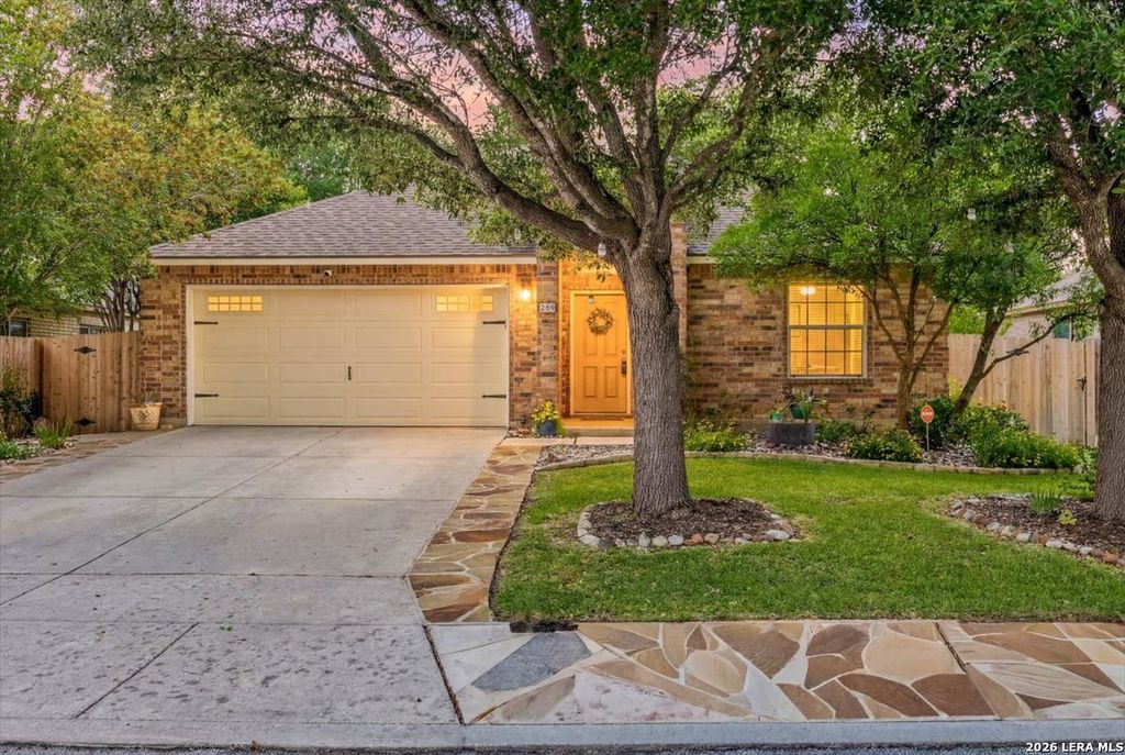 123 Latigo Ln, Boerne, TX 78006