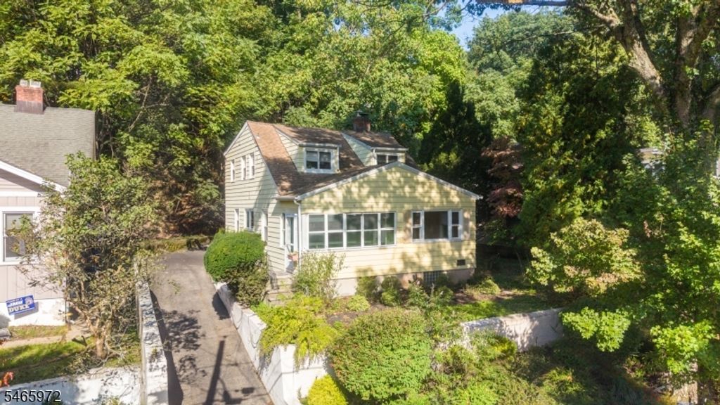 18 Halsted St, Verona Twp., NJ 07044 — photo 5
