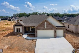516 Corondelet Lane, Maumelle, AR 72113