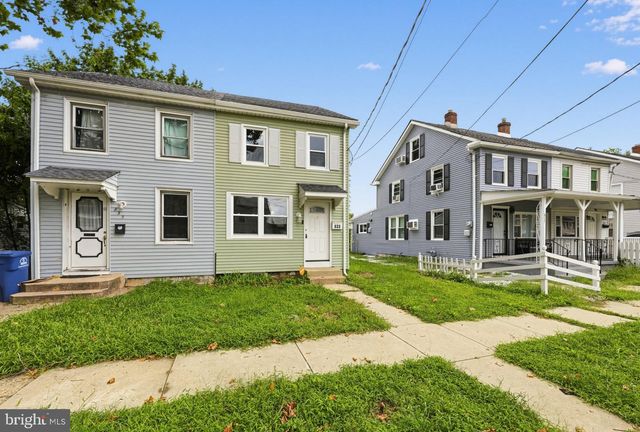 833 W 2ND ST, Florence, NJ 08518