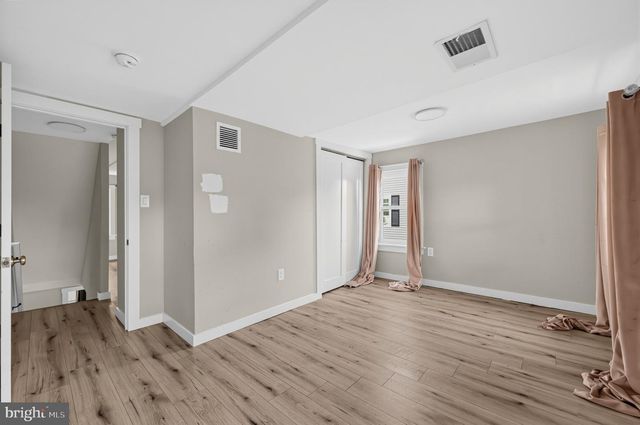 833 W 2ND ST, Florence, NJ 08518