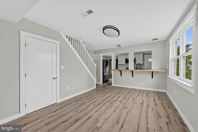 833 W 2ND ST, Florence, NJ 08518