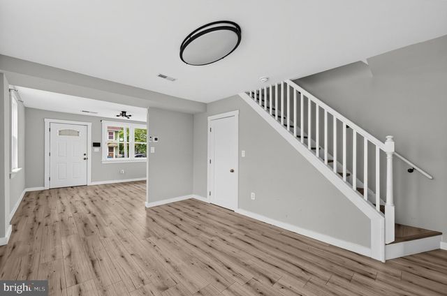 833 W 2ND ST, Florence, NJ 08518
