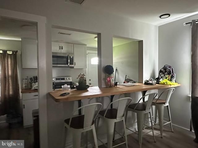 833 W 2ND ST, Florence, NJ 08518