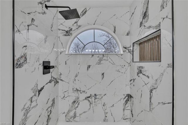 1909 Maple Shade DR, Virginia Beach, VA 23453