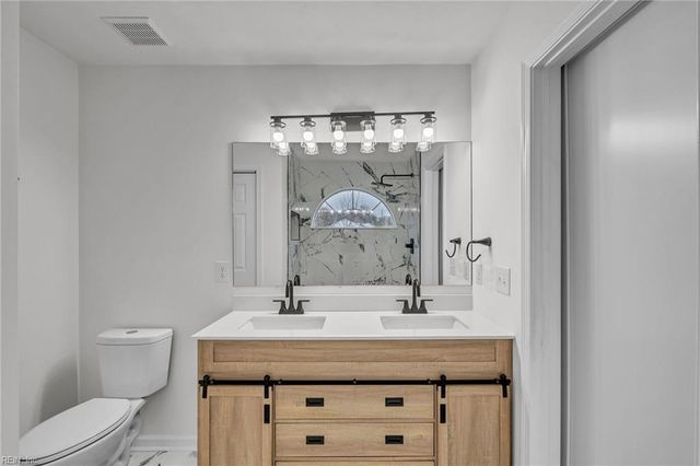 1909 Maple Shade DR, Virginia Beach, VA 23453