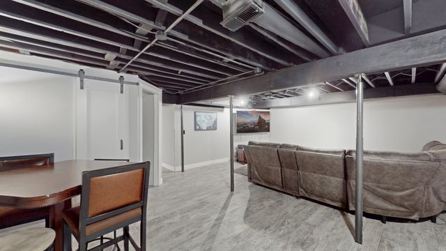 1108 Almond Drive, Aurora, IL 60506