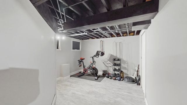 1108 Almond Drive, Aurora, IL 60506