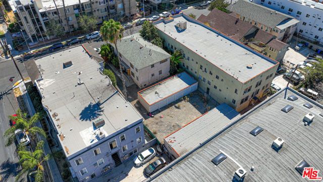 2811 San Marino Street, Los Angeles, CA 90006