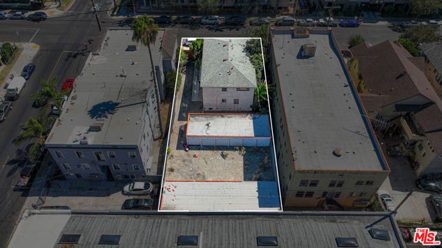 2811 San Marino Street, Los Angeles, CA 90006