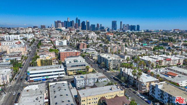 2811 San Marino Street, Los Angeles, CA 90006