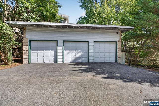 45 Dwight Place 8, Englewood, NJ 07631