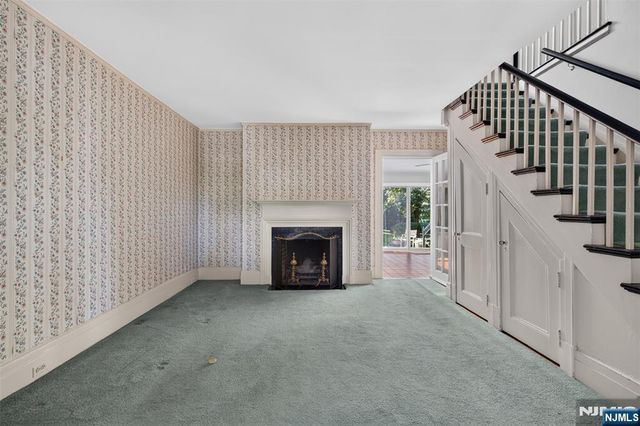 45 Dwight Place 8, Englewood, NJ 07631