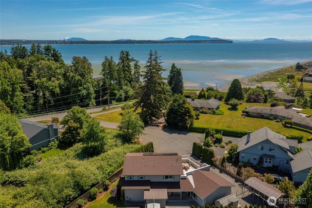 5276 Cherry Tree Lane, Blaine, WA 98230