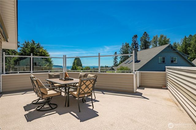 5276 Cherry Tree Lane, Blaine, WA 98230