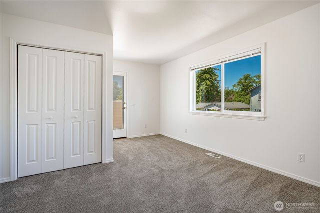 5276 Cherry Tree Lane, Blaine, WA 98230
