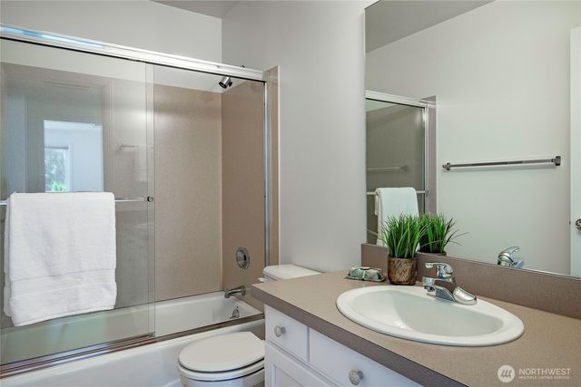 5276 Cherry Tree Lane, Blaine, WA 98230