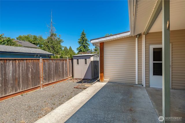 5276 Cherry Tree Lane, Blaine, WA 98230
