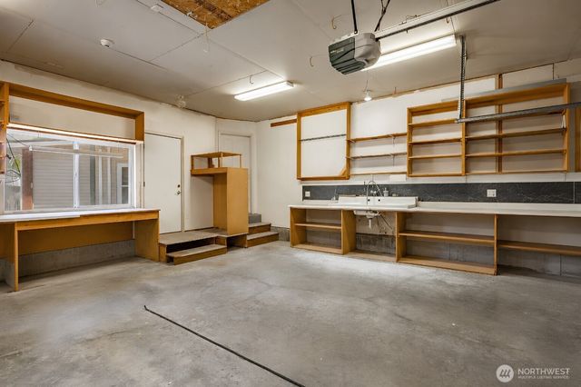 5276 Cherry Tree Lane, Blaine, WA 98230