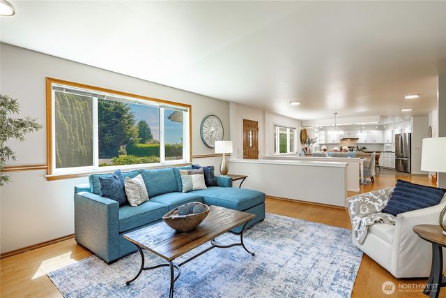 5276 Cherry Tree Lane, Blaine, WA 98230