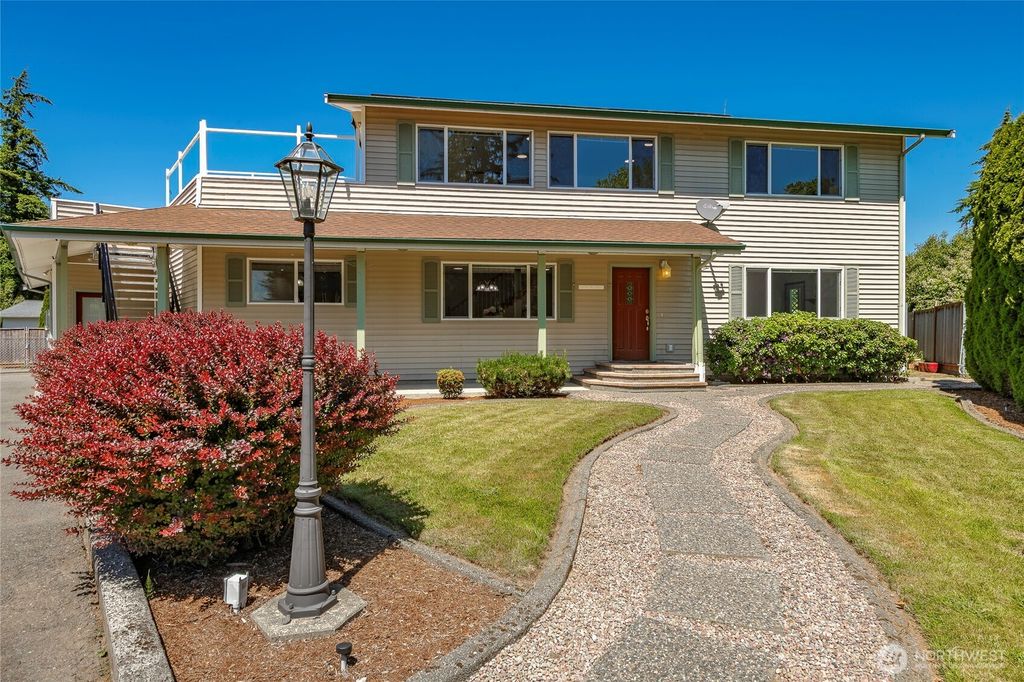 5276 Cherry Tree Lane, Blaine, WA 98230