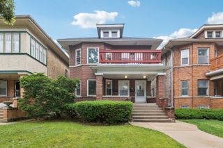 217 S Oak Park Avenue, Oak Park, IL 60302