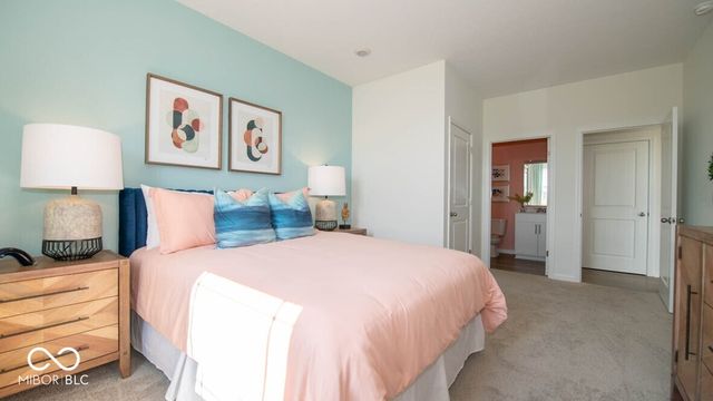 2571 Kingman Drive, Whitestown, IN 46075