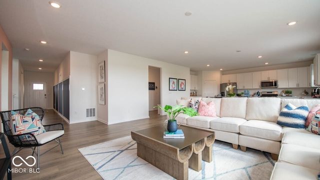 2571 Kingman Drive, Whitestown, IN 46075