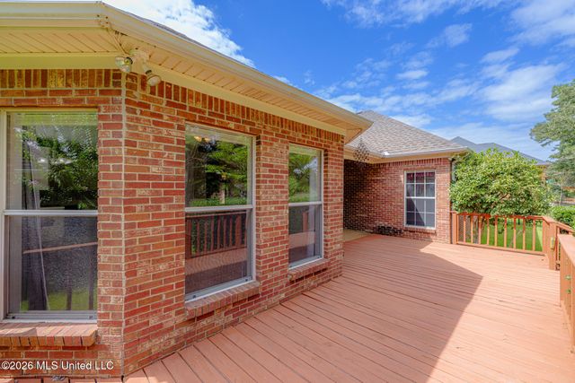 160 Apple Blossom Drive, Brandon, MS 39047