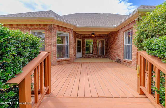 160 Apple Blossom Drive, Brandon, MS 39047