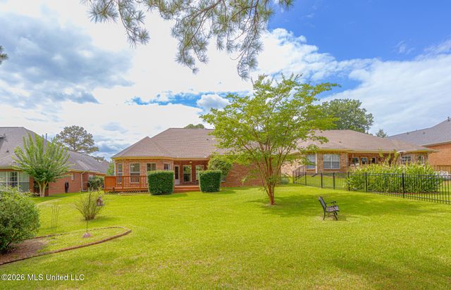 160 Apple Blossom Drive, Brandon, MS 39047