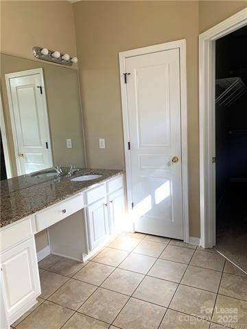 8419 Heron Glen Drive, Charlotte, NC 28269