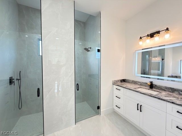 913 Glenn AVE, Lehigh Acres, FL 33972