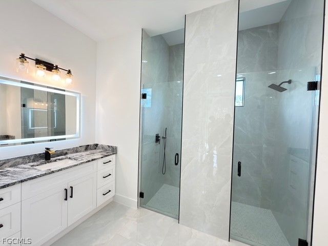 913 Glenn AVE, Lehigh Acres, FL 33972