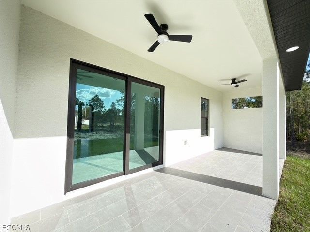 913 Glenn AVE, Lehigh Acres, FL 33972