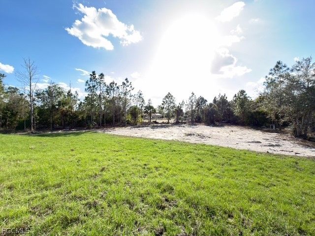 913 Glenn AVE, Lehigh Acres, FL 33972